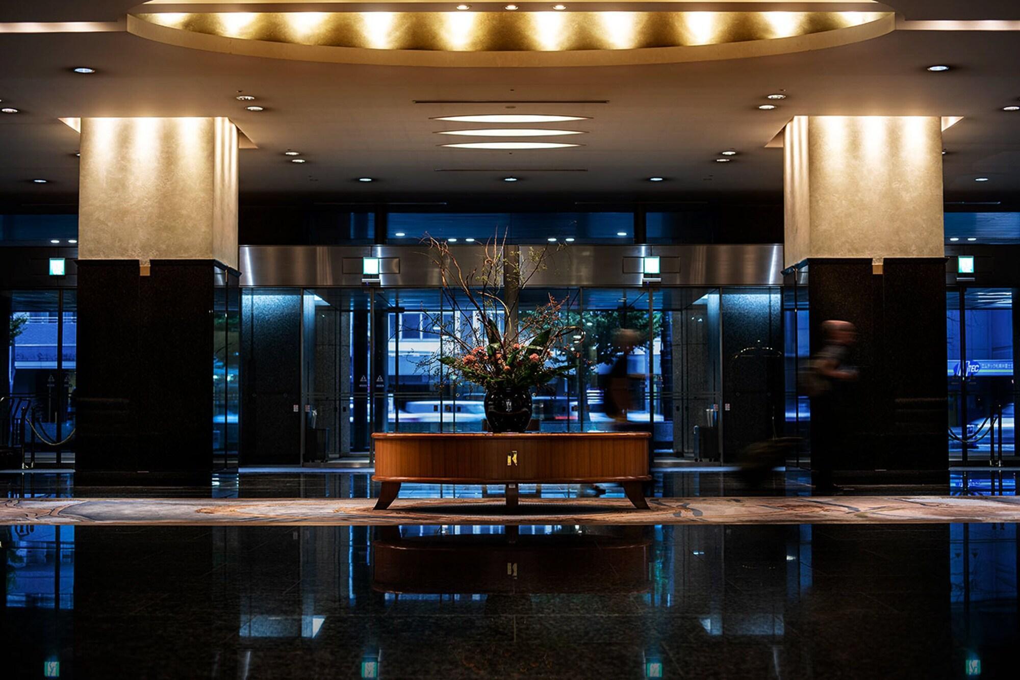 Royton Sapporo Hotel Екстер'єр фото The lobby of the hotel