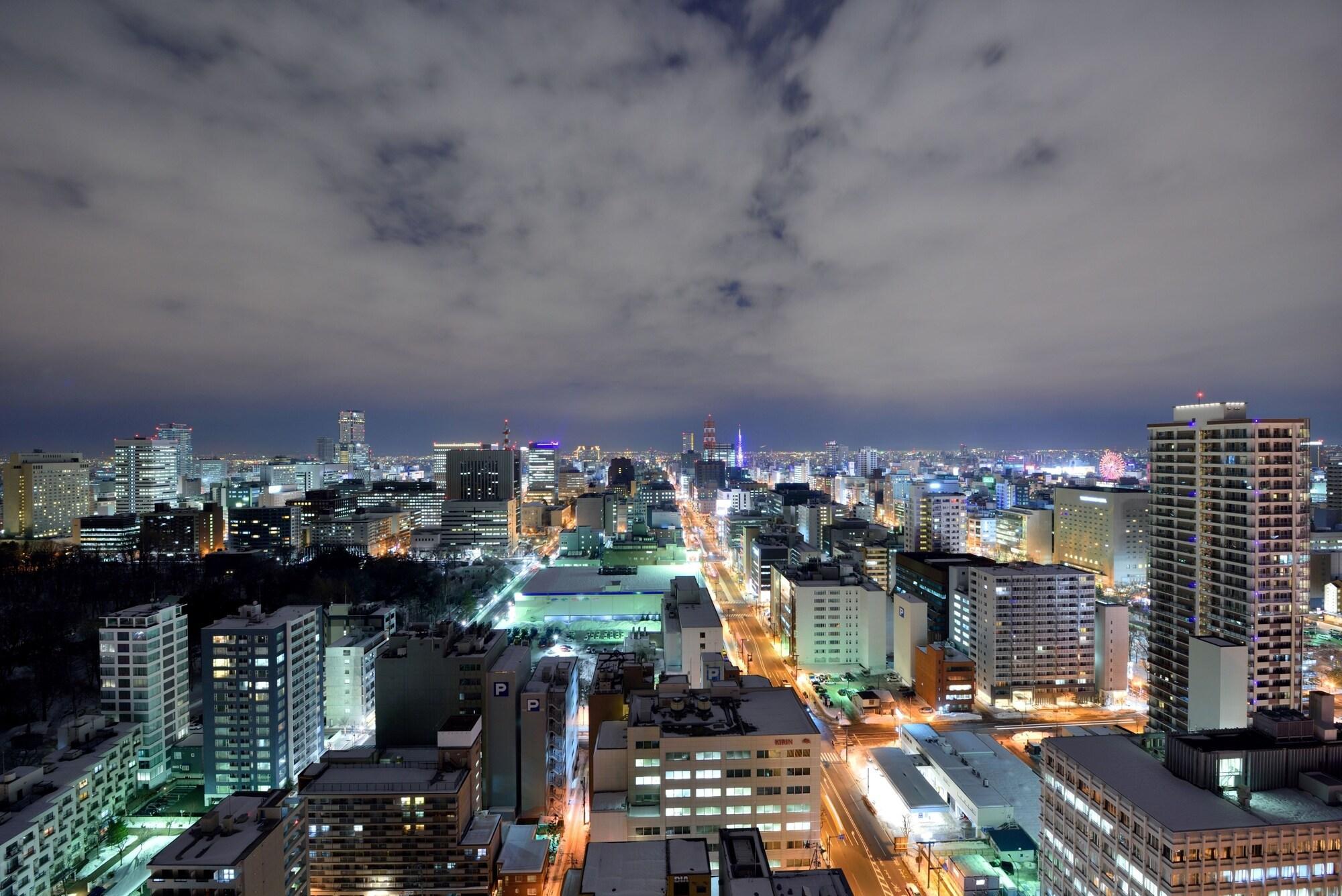 Royton Sapporo Hotel Екстер'єр фото Bangkok