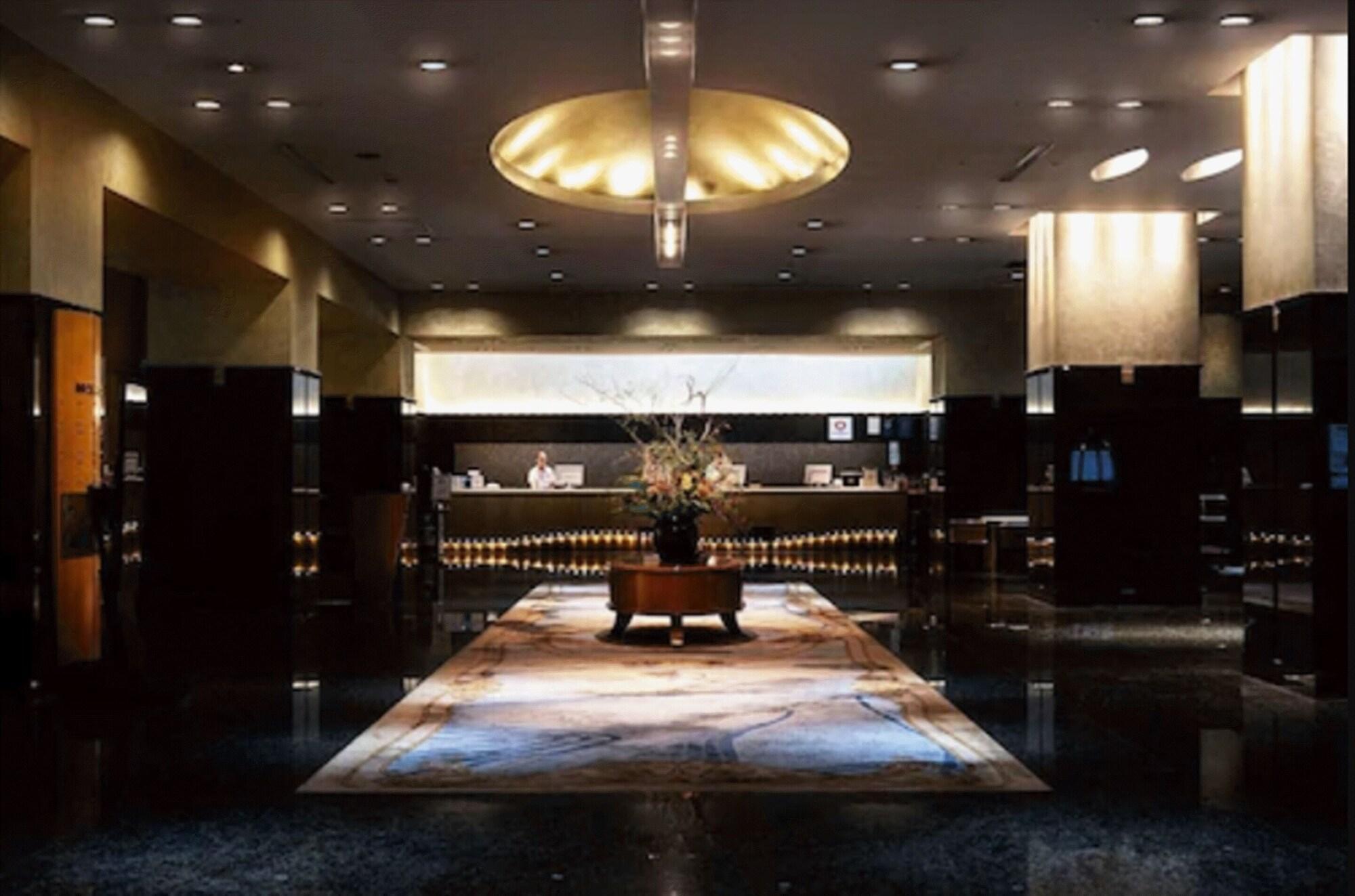 Royton Sapporo Hotel Екстер'єр фото The lobby of the hotel