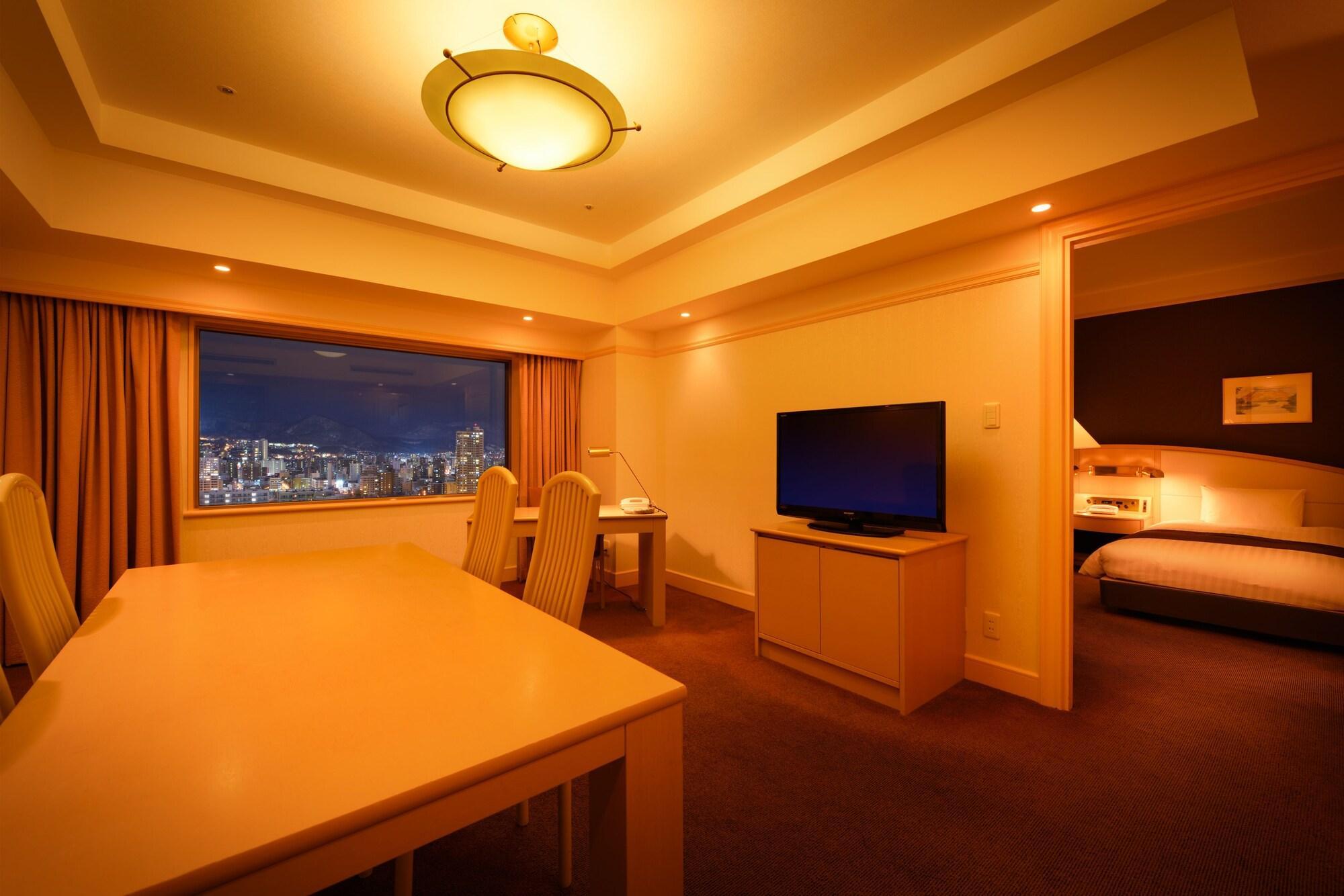 Royton Sapporo Hotel Екстер'єр фото A suite at the hotel