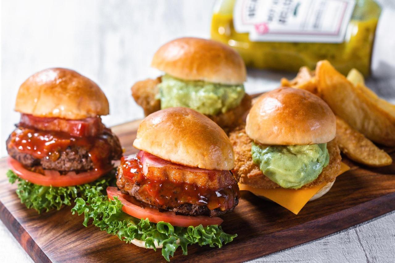 Royton Sapporo Hotel Екстер'єр фото A selection of sliders